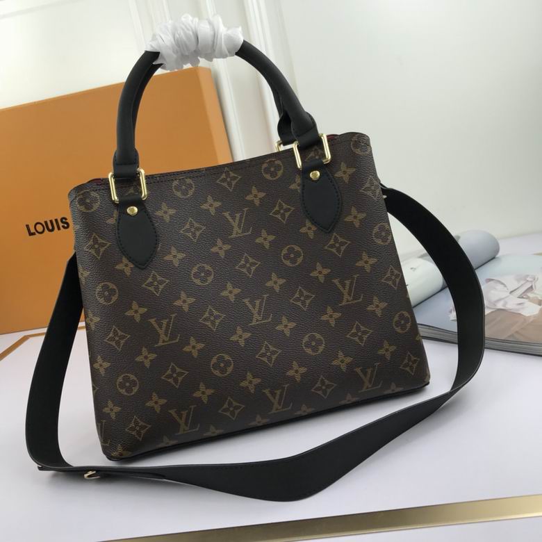 LV BAG Spring Stret M66156 30X24X13 ww