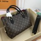 LV BAG Spring Stret M66157 30X21X13 WW