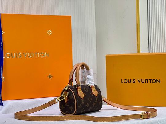 LV BAG Nano Speedy M81085 16x11x9cm cs1.