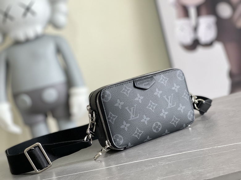 LV Chest pack M81260 18.5X11X6.5cm XM