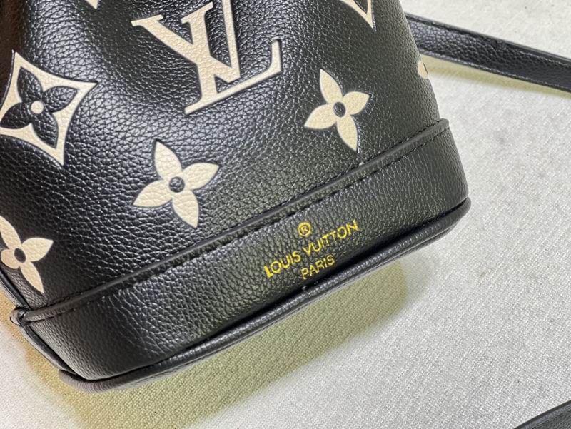 LV BAG Nano Noe M81266 13x16x10cm ss