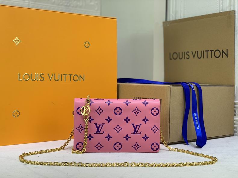 LV BAG Pochette Metis M81708 20x14x8 cm cs