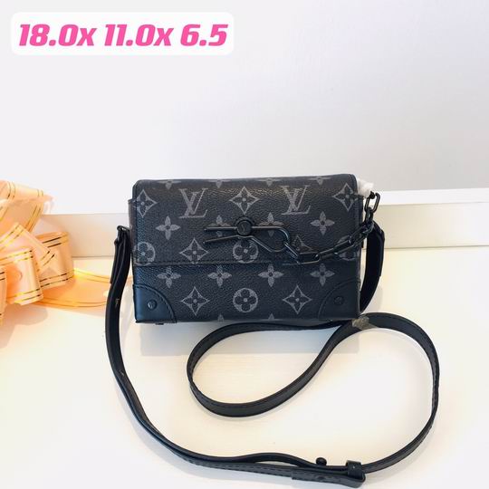 LV BAG Steamer M81746 18x11x6.5cm