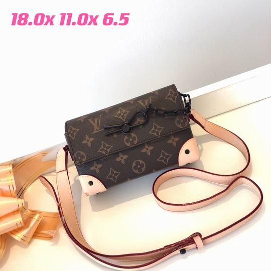 LV BAG Steamer M81746 18x11x6.5cm