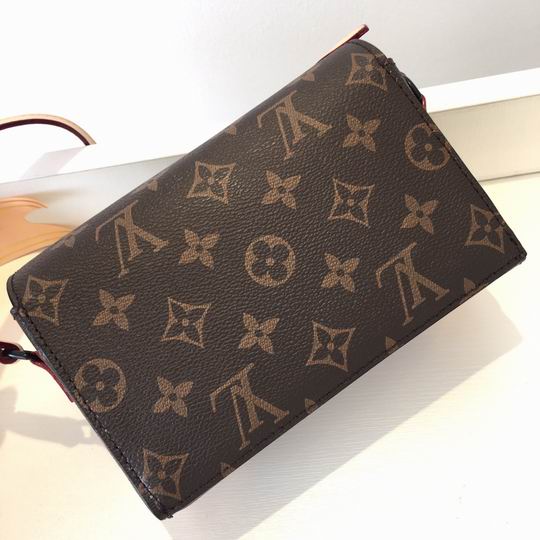 LV BAG Steamer M81746 18x11x6.5cm