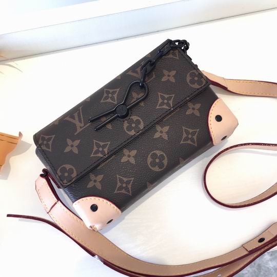 LV BAG Steamer M81746 18x11x6.5cm