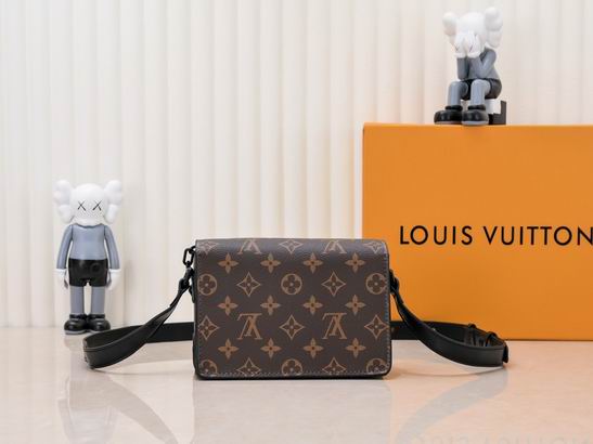 LV BAG Steamer M81746 18x11x6.5cm