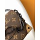 LV Chest pack M81783 18X11X6.5cm XM