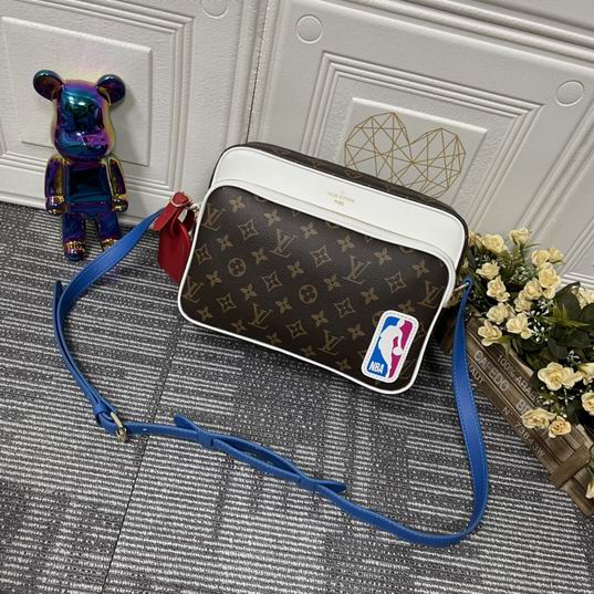 LV BAG NBA M85143 30x22x9cm