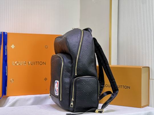 LV Backpack NBA M85146 32x40x13cm cs