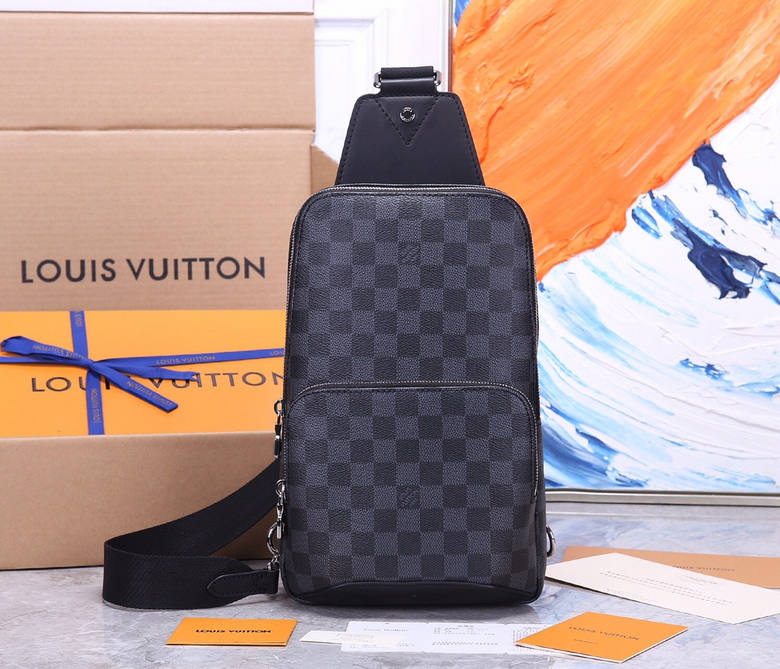 LV Chest pack N40097 20X31X10cm WP