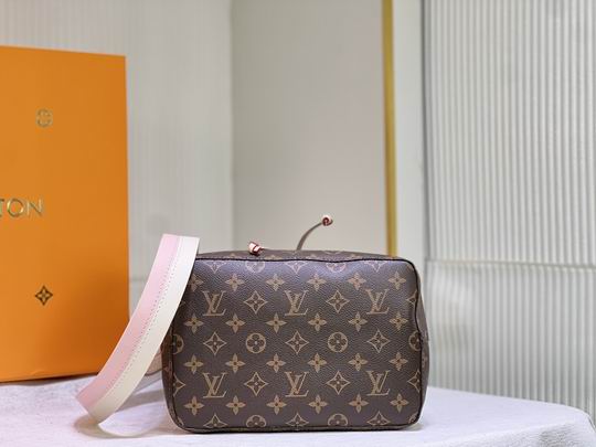 LV BAG Neo N40344 26x26x17.5cm cs