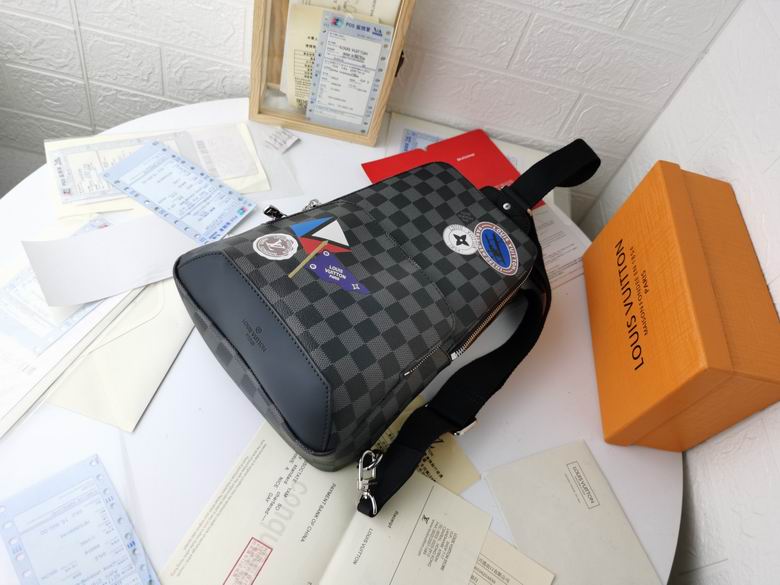 LV Chest pack N41719 20X31X10cm