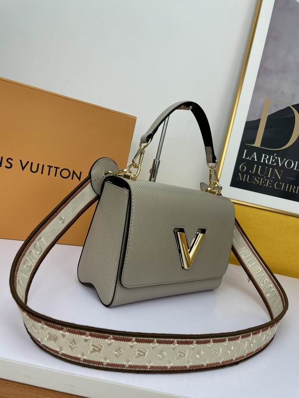 LV BAG WW219182 23X17X 9.5