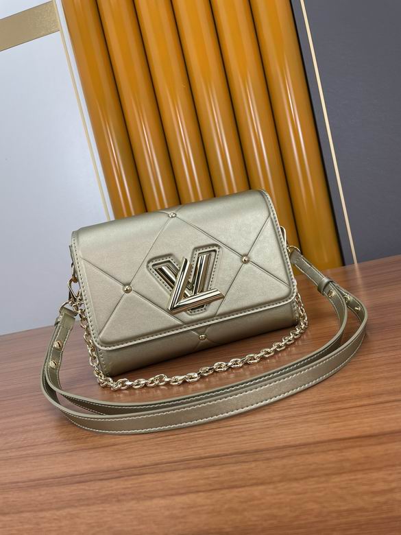 LV BAG Twist WW221181 23X17X9.5