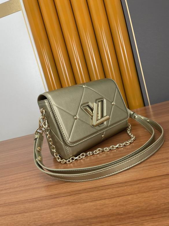 LV BAG Twist WW221181 23X17X9.5